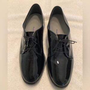MINT WOMENS BLACK PATENT LEATHER CAPPS AIR-LITE UNIFORM OXFORD size 7 W